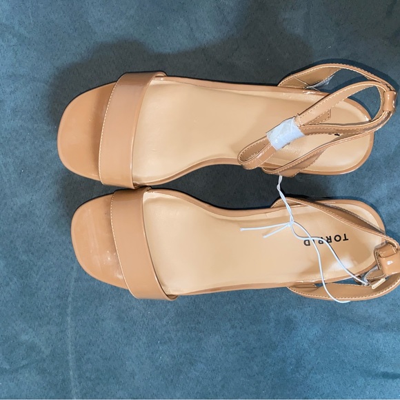 torrid Shoes - TORRID Platform Block heel sandal nude NWT